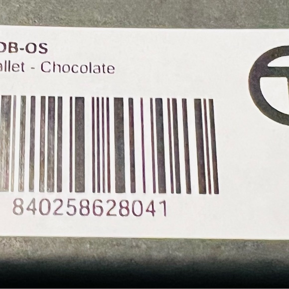 Telfar Wallet-Chocolate - Picture 8 of 8